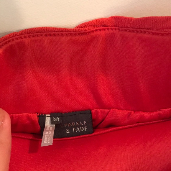 Sparkle & Fade Mini Skirt - Picture 3 of 3